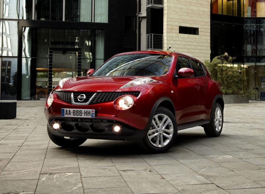  Nissan Juke 2010 года  (фото 14 из 174)